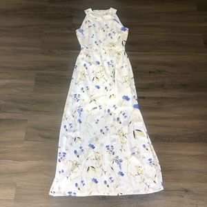 White House Black Market Floral Keyhole Maxi Dress